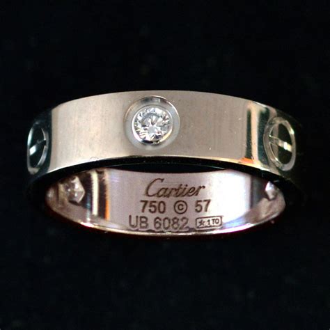 cartier 750 diamond ring.